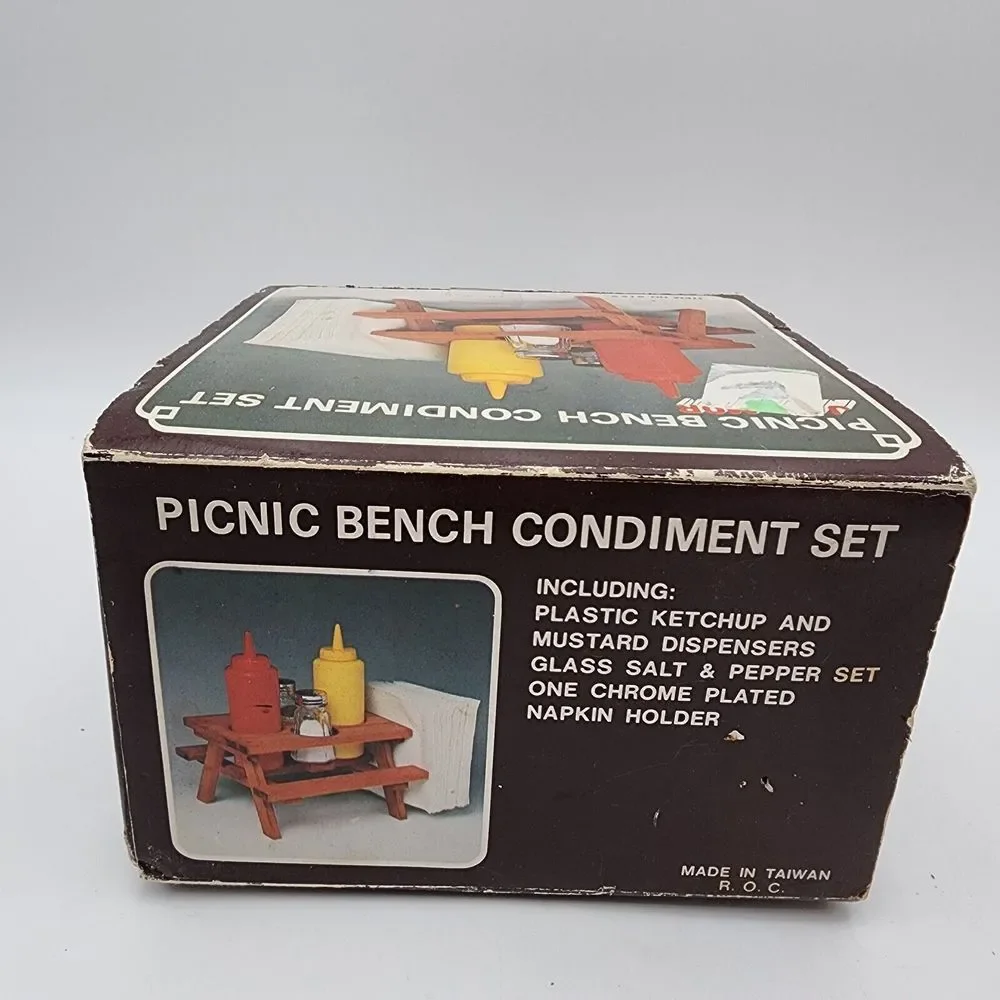 Redwood Picnic Table Condiment Set Salt Pepper Ketchup Mustard‎ Vintage READ